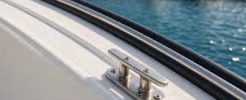 Push-on rubber on the hull
